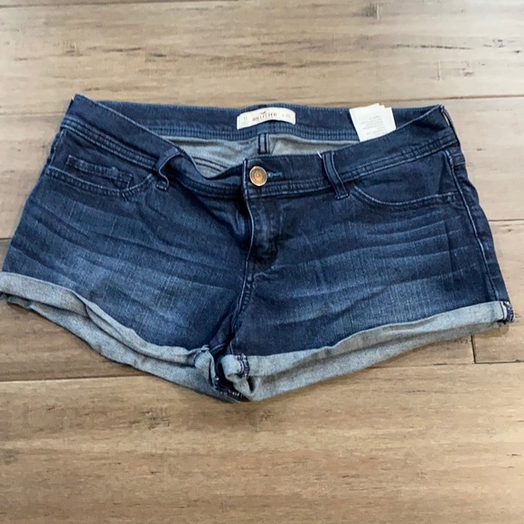 hollister short shorts